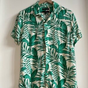 Banana Republic Green Leaf Men's Camp Collar Shirt